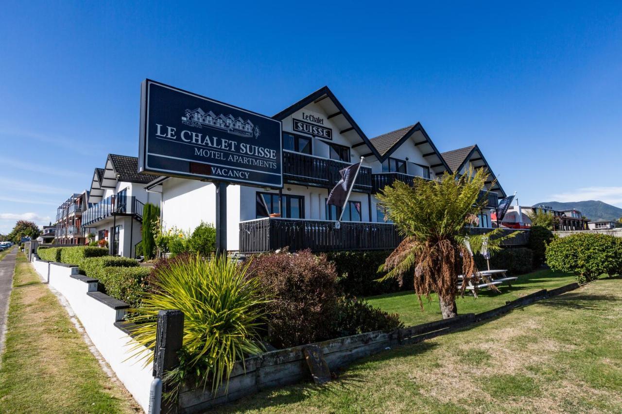 Le Chalet Suisse Motel Таупо Экстерьер фото